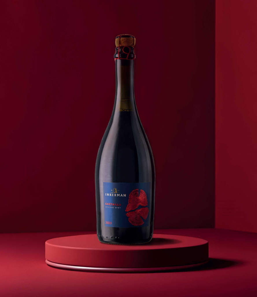 «Бастардо. Поцелуй» от INKERMAN — лидер рейтинга Top100Forbes!