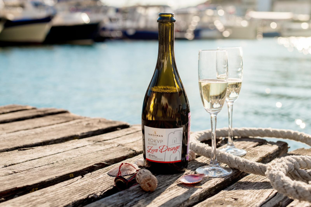 Акция августа